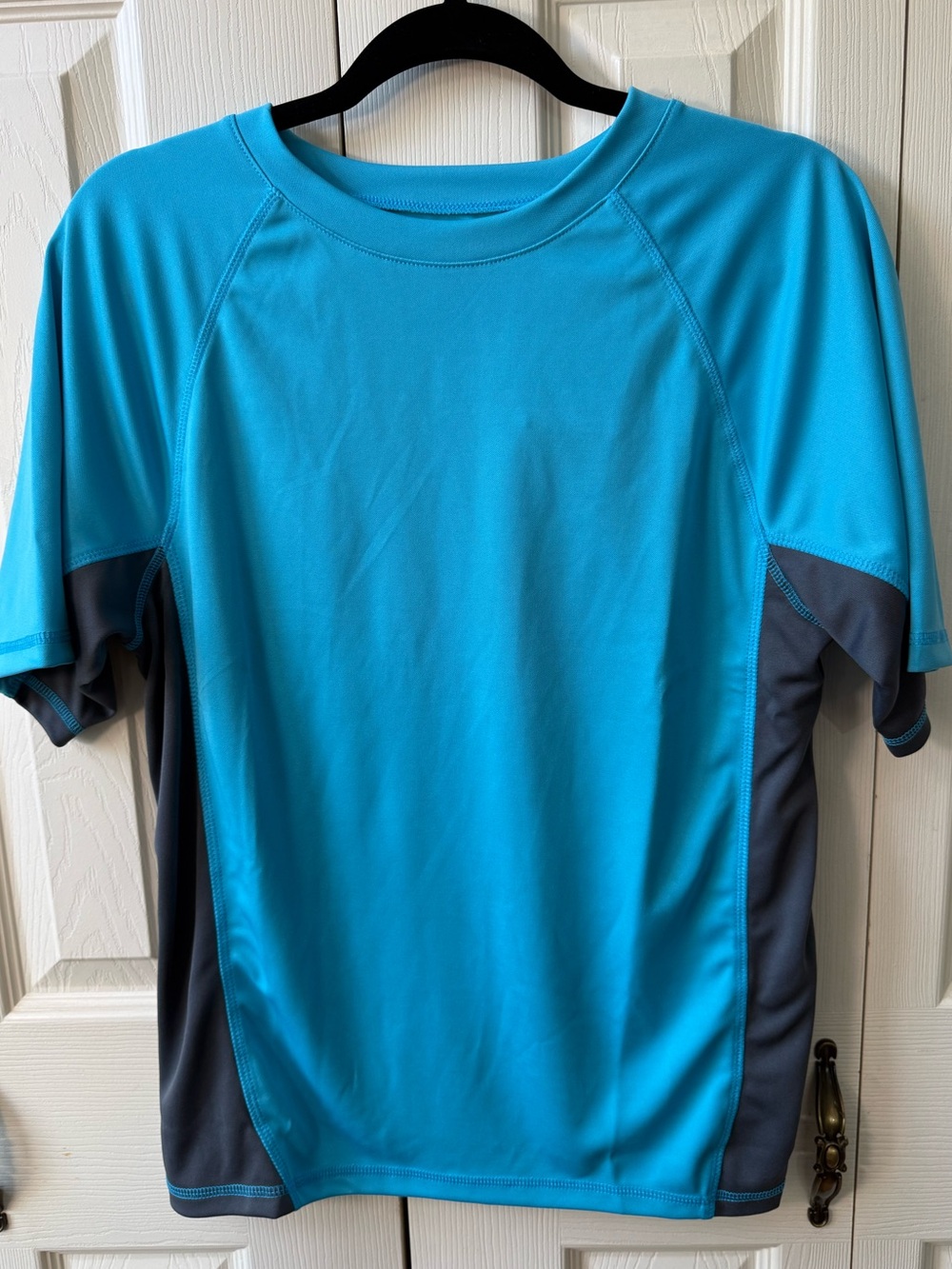 Kanu Surf Neon Blue UPF 50+ Rash Guard Swim Shirt Mens Size Small